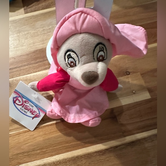 Disney Robbin Hood Maid Marian Mini Bean Bag | 8”| NWT| RETIRED - Picture 5 of 9